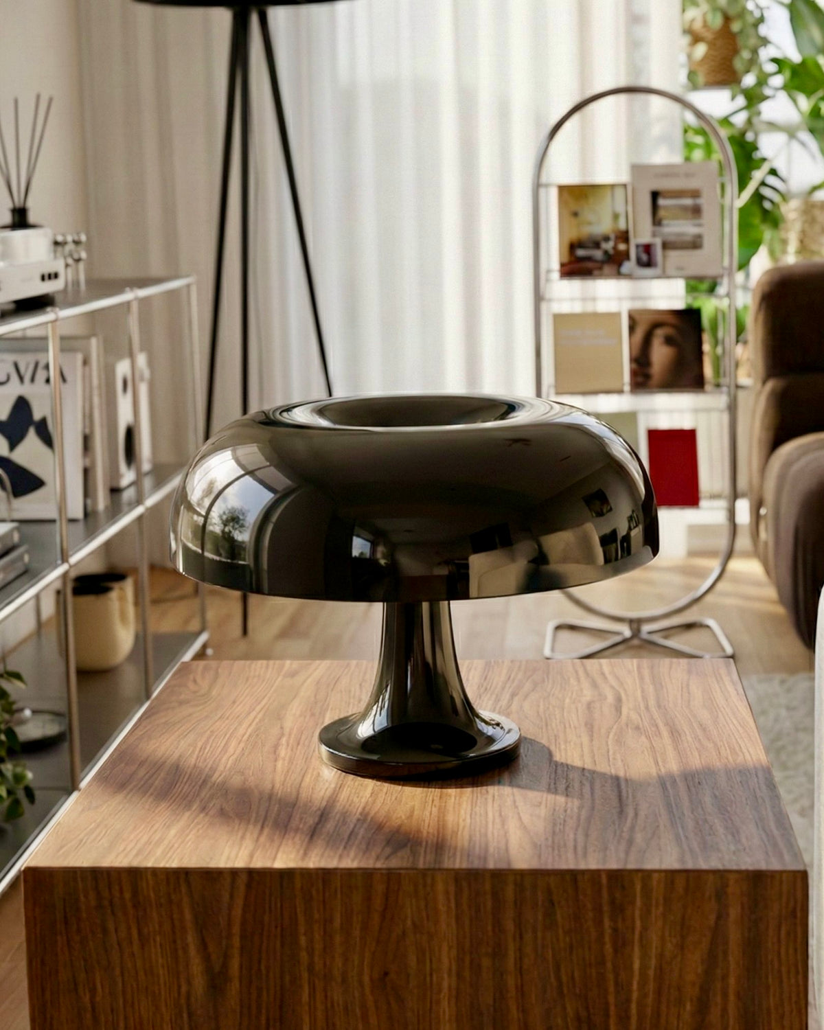 Black Mushroom Lamp